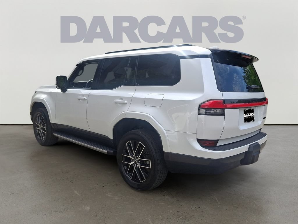 Used 2024 Lexus GX 550 w/ Cold Area Package AWD/4WD image 4