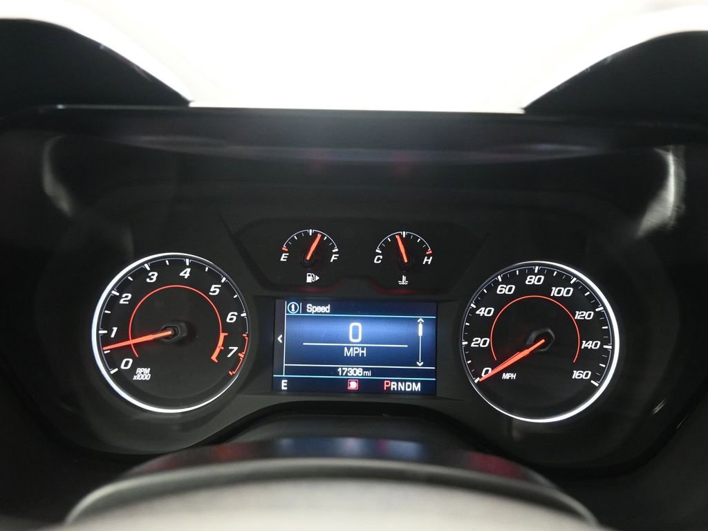 Used 2021 Chevrolet Camaro LT RWD image 18