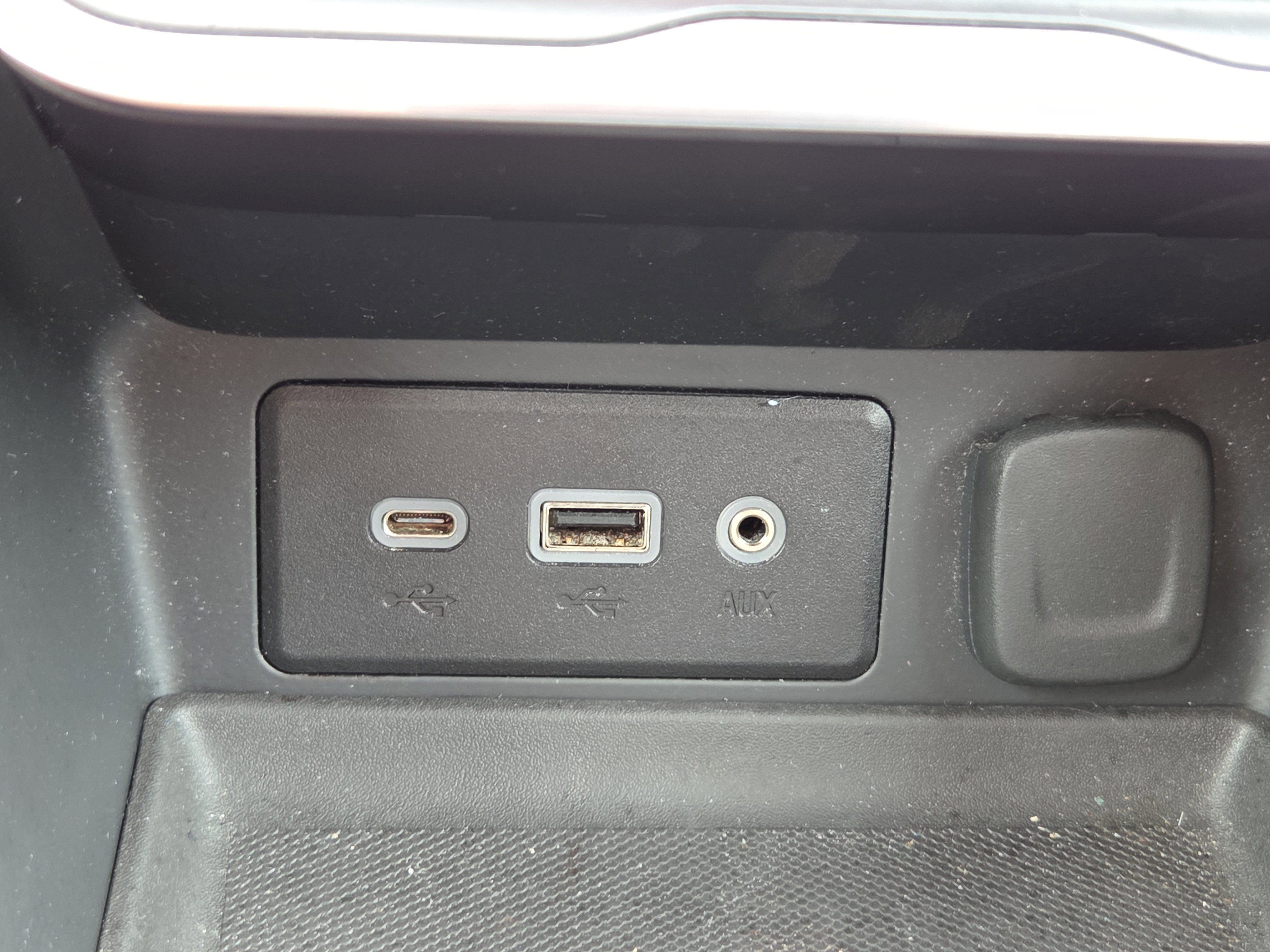 Used 2019 GMC Terrain SLE image 23