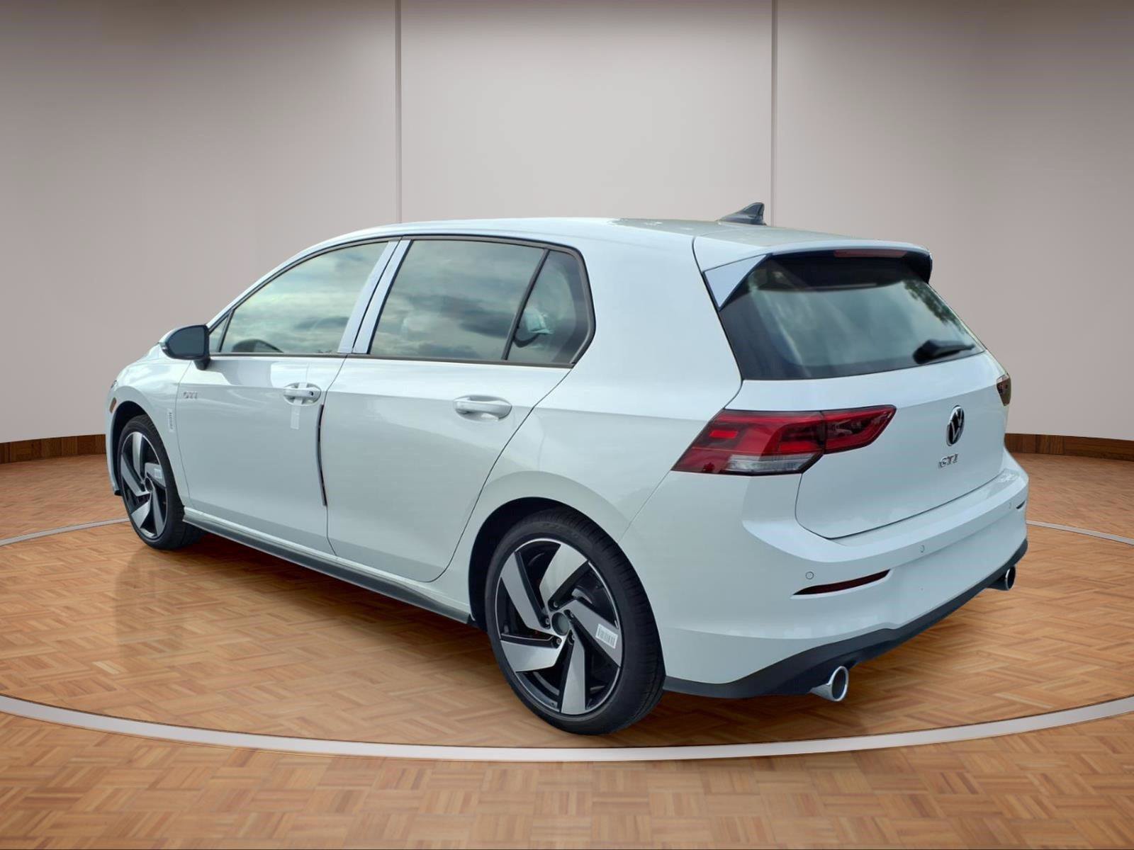 New 2026 Volkswagen Golf S FWD image 4