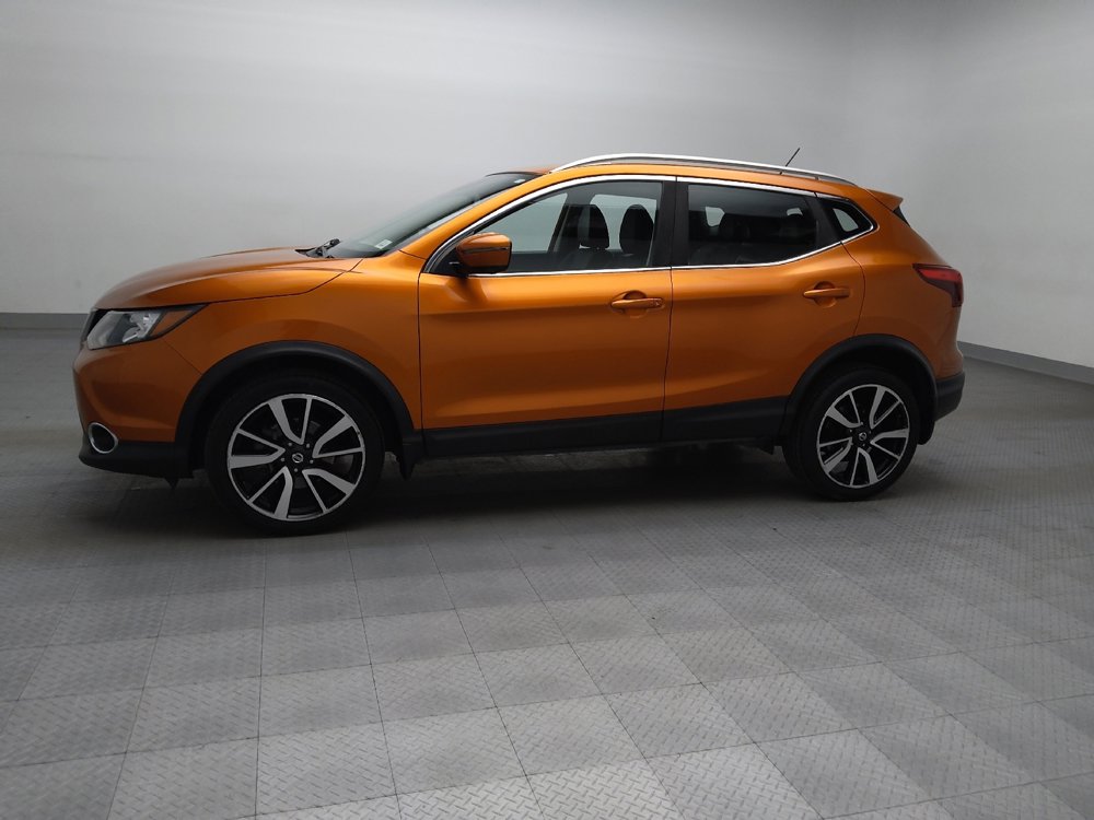 Used 2017 Nissan Rogue Sport SL w/ SL Premium Package FWD image 2