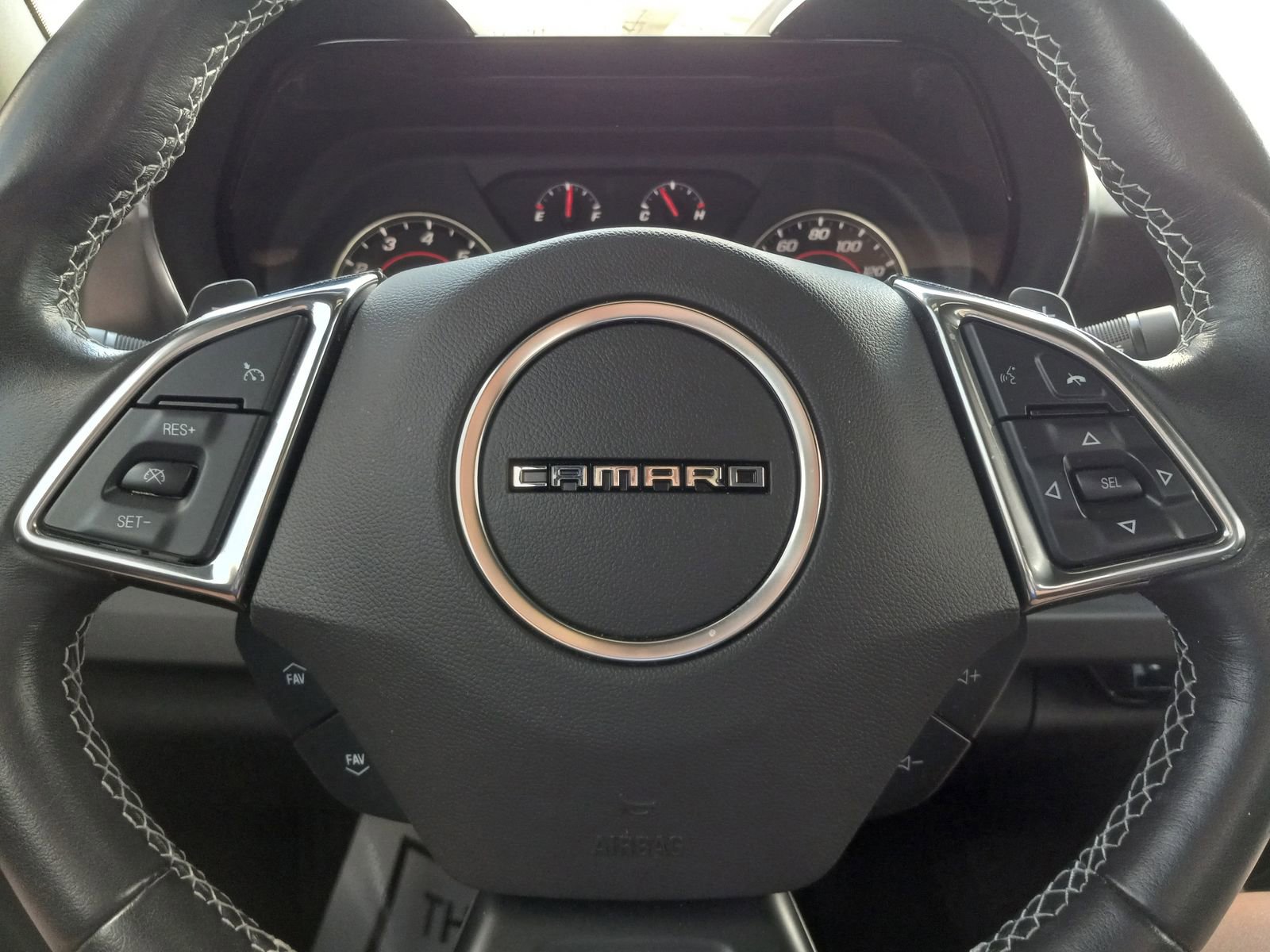 Used 2023 Chevrolet Camaro LT w/ Technology Package image 16