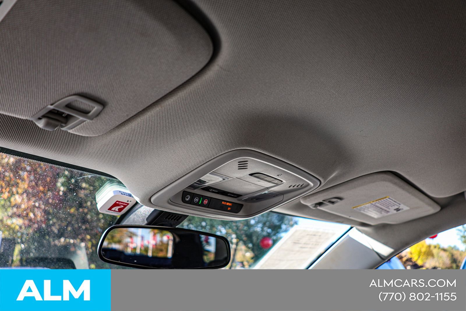 Used 2019 Chevrolet Traverse LT w/ LPO, Floor Liner Package image 52