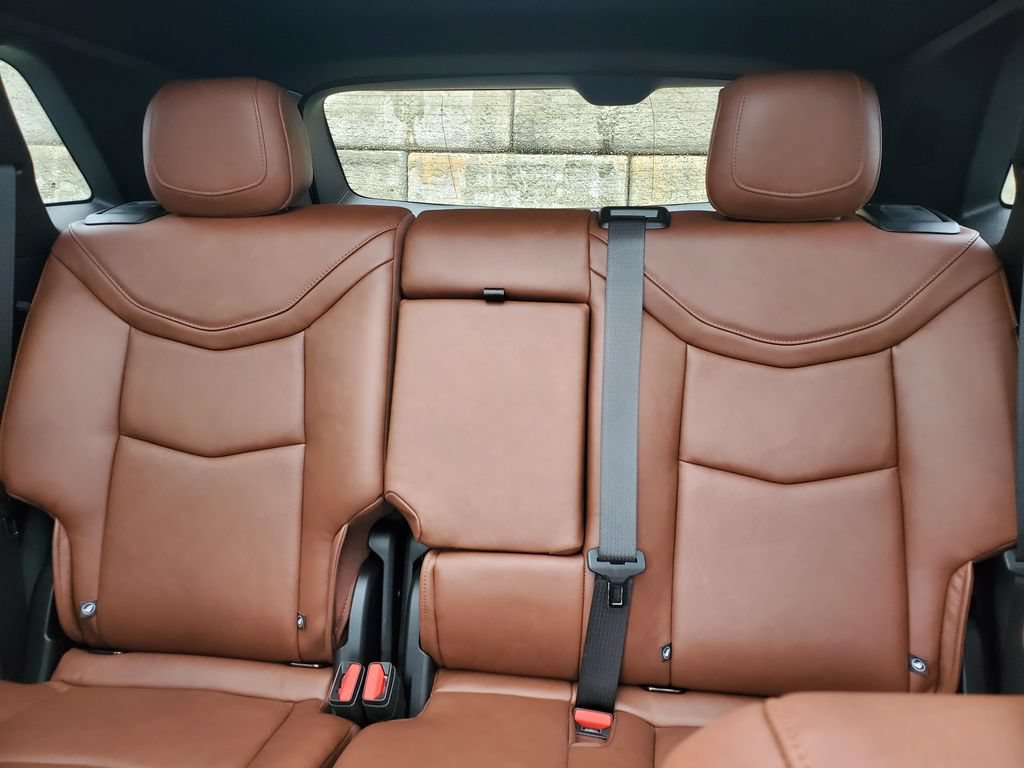 Certified 2026 Cadillac XT5 Sportv w/ LPO, Floor Liner Package AWD/4WD image 40