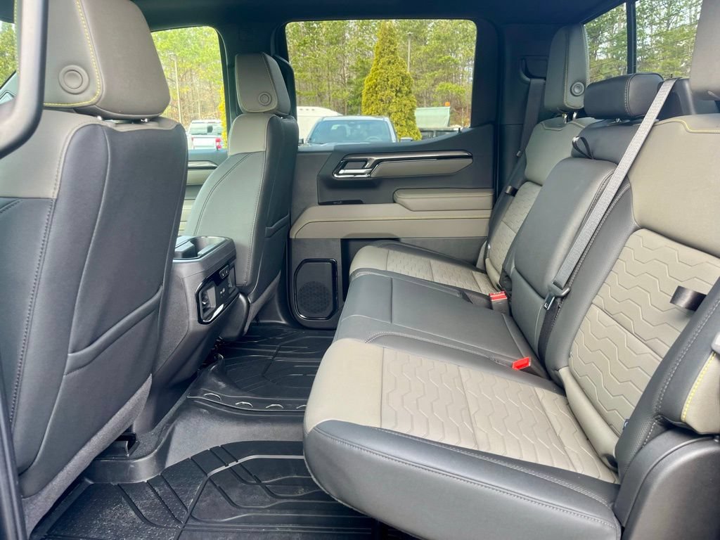 New 2026 Chevrolet Silverado 1500 ZR2 w/ Dark Appearance Package AWD/4WD image 29