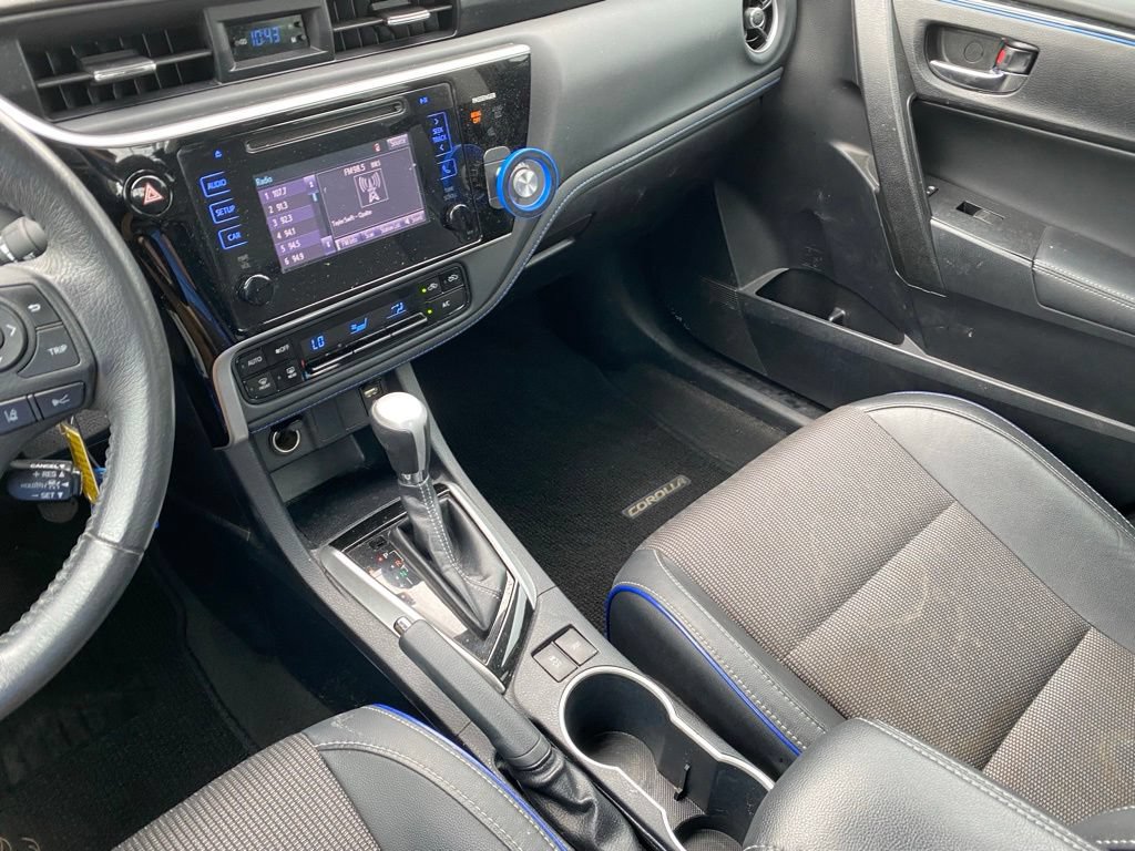 Used 2017 Toyota Corolla SE w/ Body Protection Package FWD image 24