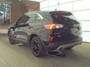 Used 2020 Ford Escape SE AWD/4WD image 2