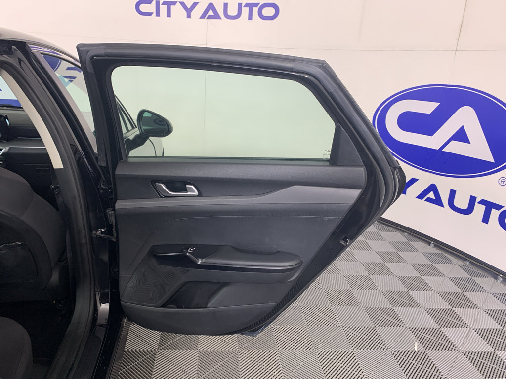 Used 2023 Kia K5 LXS FWD image 31