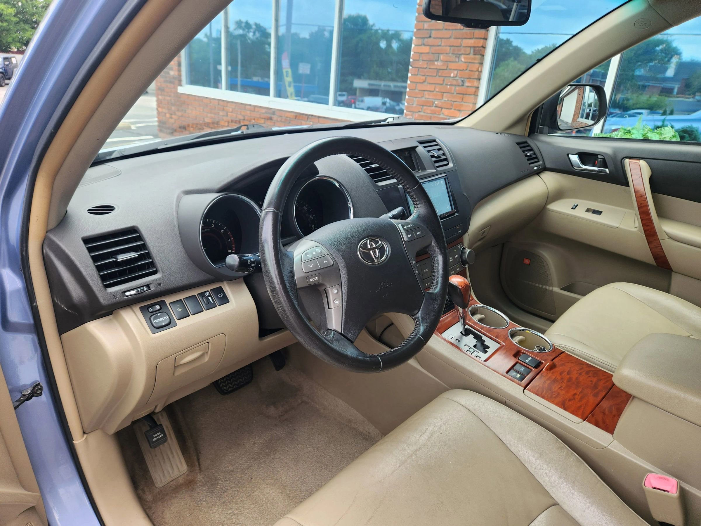 Used 2010 Toyota Highlander Limited image 79