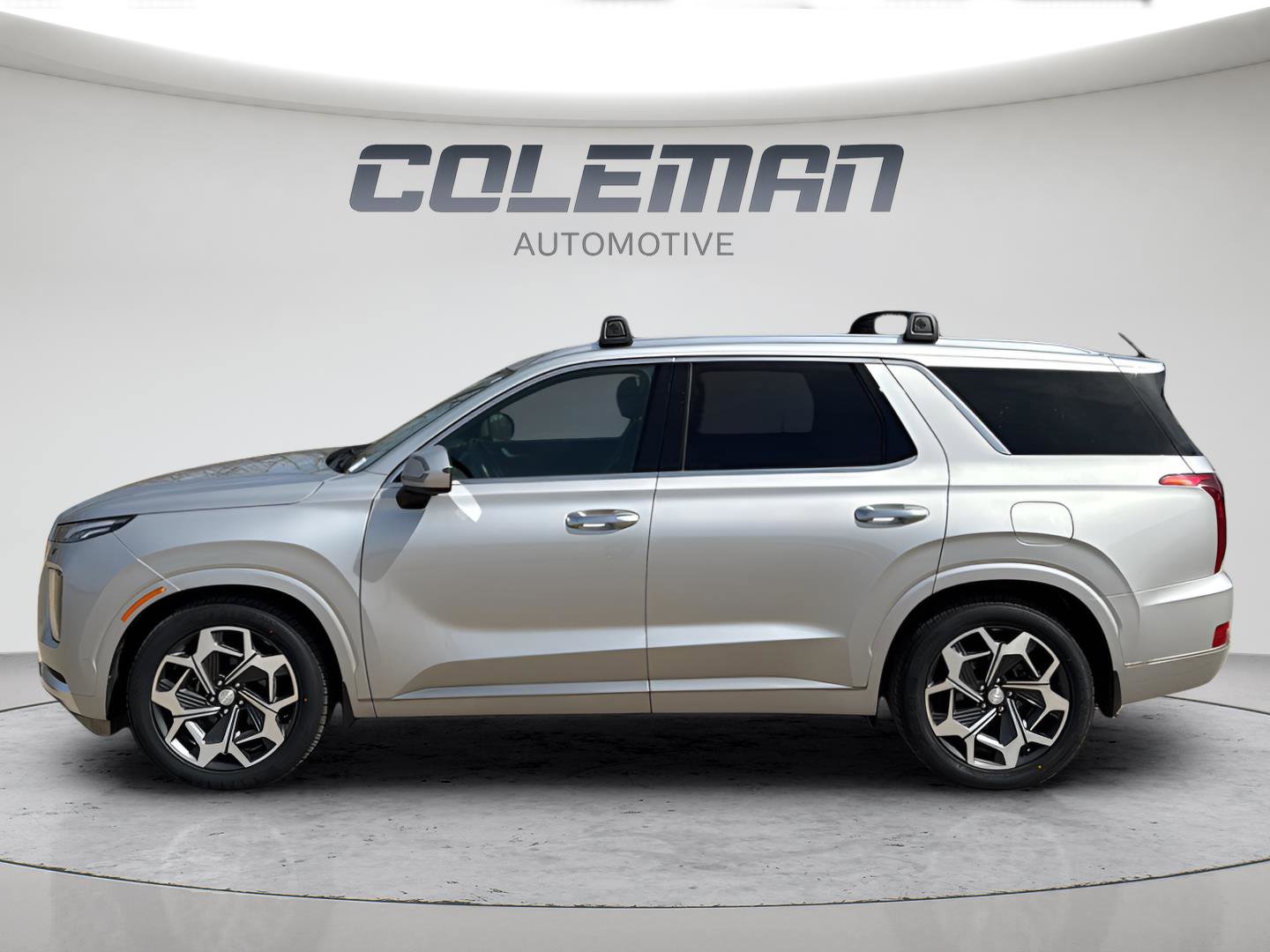 Used 2022 Hyundai Palisade Calligraphy w/ Cargo Package image 2