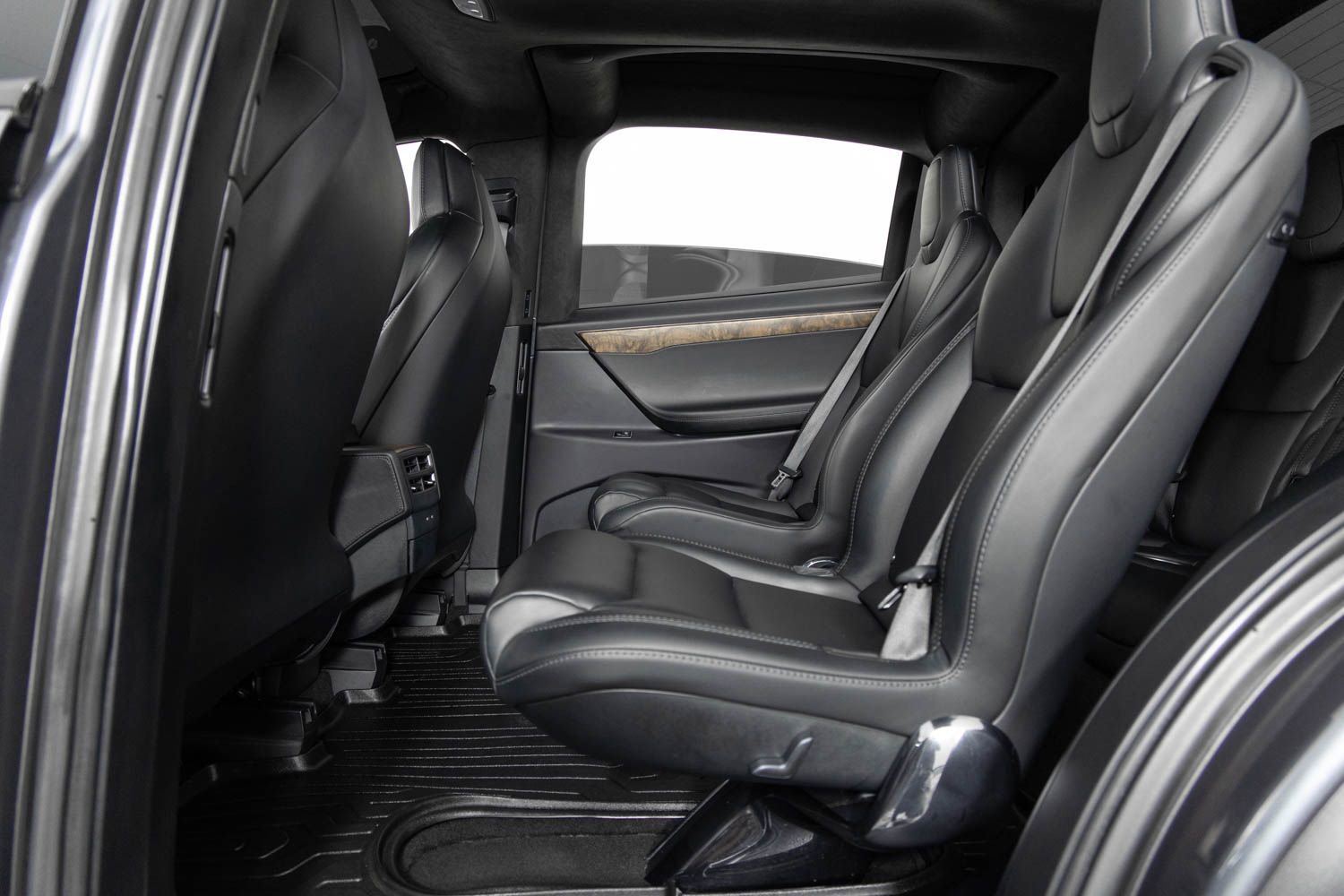 Used 2019 Tesla Model X 75D image 19