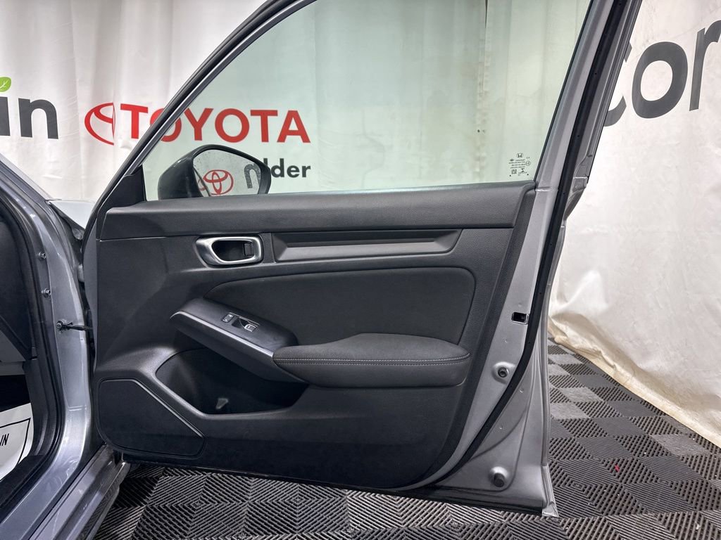 Used 2022 Honda Civic Sport image 10