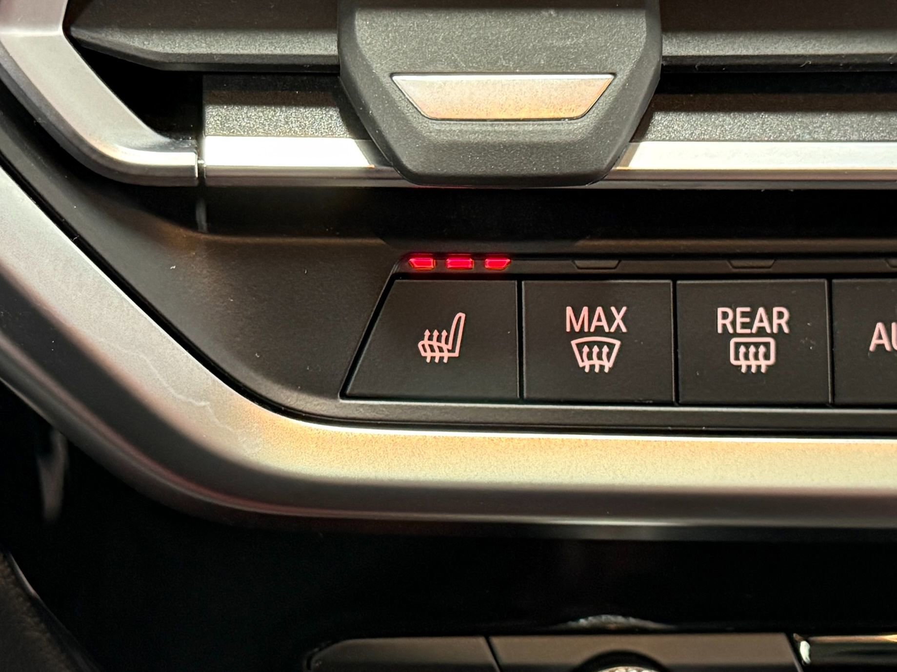 Used 2023 BMW X3 M40i image 32