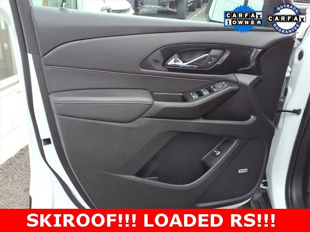Used 2023 Chevrolet Traverse RS image 10