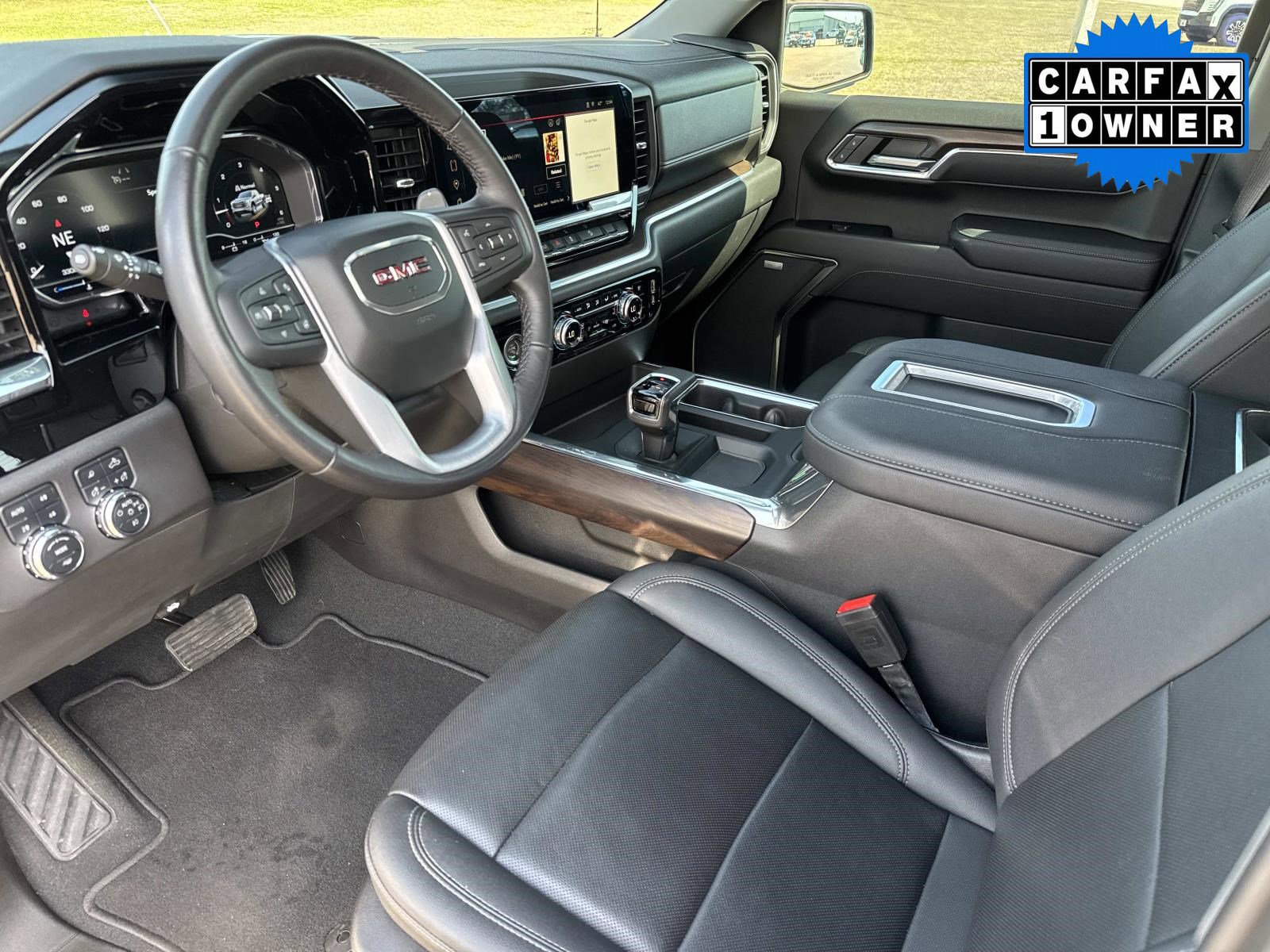 Certified 2022 GMC Sierra 1500 SLT w/ SLT Convenience Package image 28