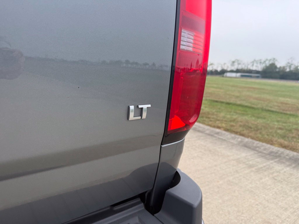 Used 2019 Chevrolet Colorado LT w/ LT Convenience Package RWD image 6