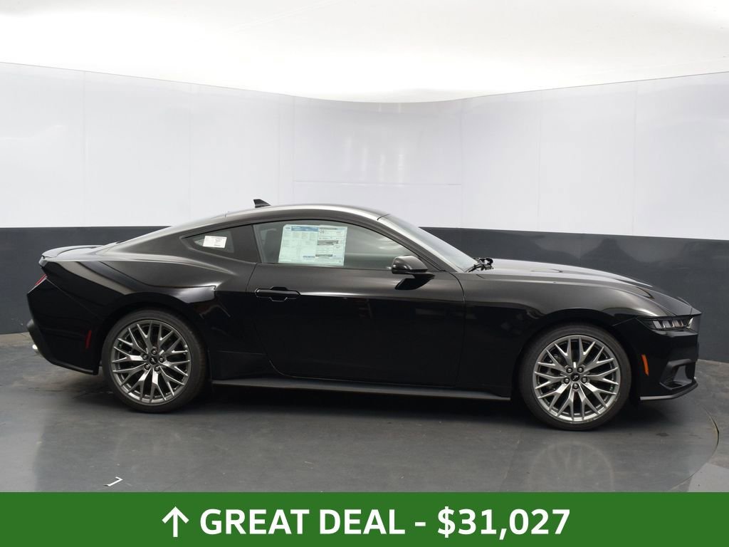 Used 2024 Ford Mustang Premium image 13