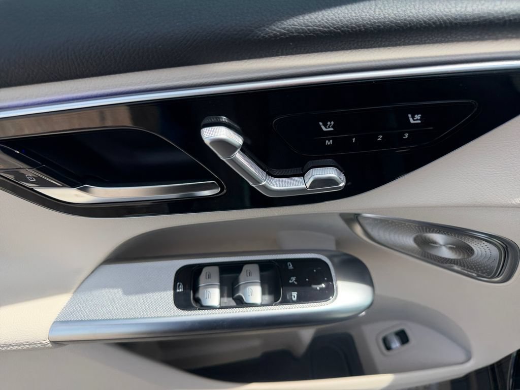 New 2026 Mercedes-Benz GLC 300 image 16