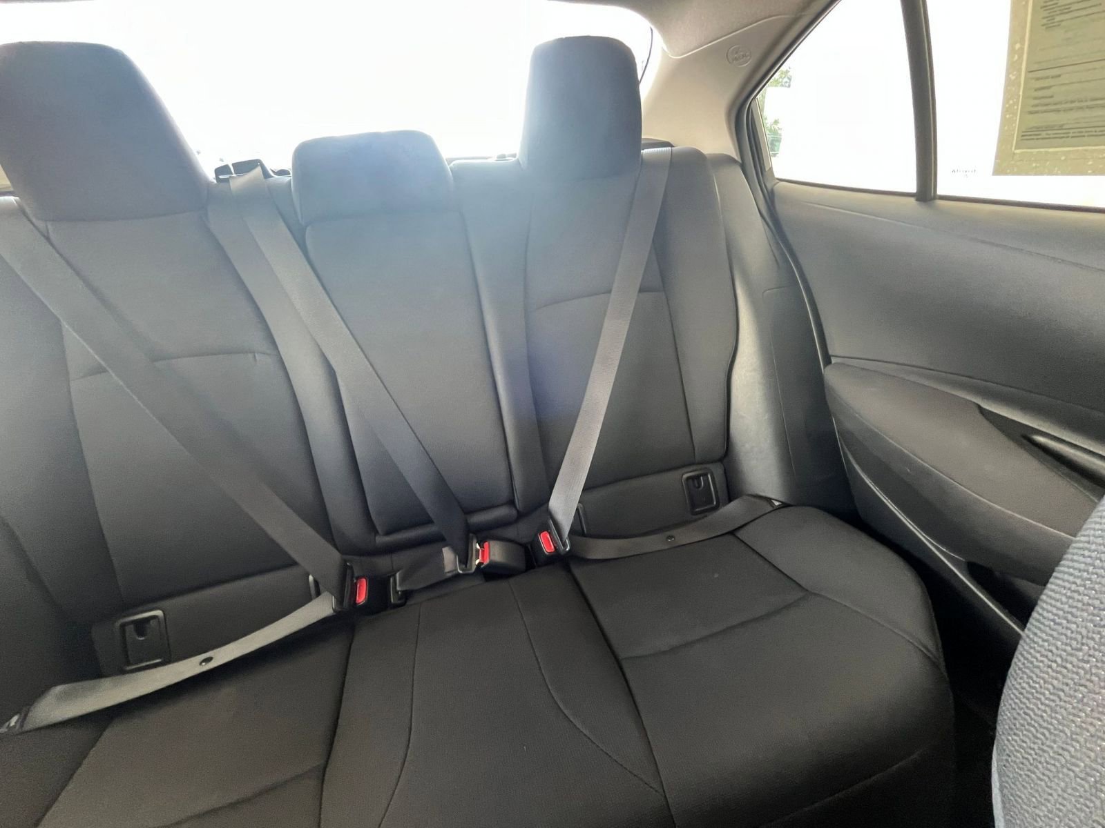 Used 2025 Toyota Corolla LE FWD image 35