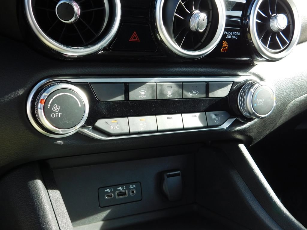 Used 2023 Nissan Sentra SV image 16