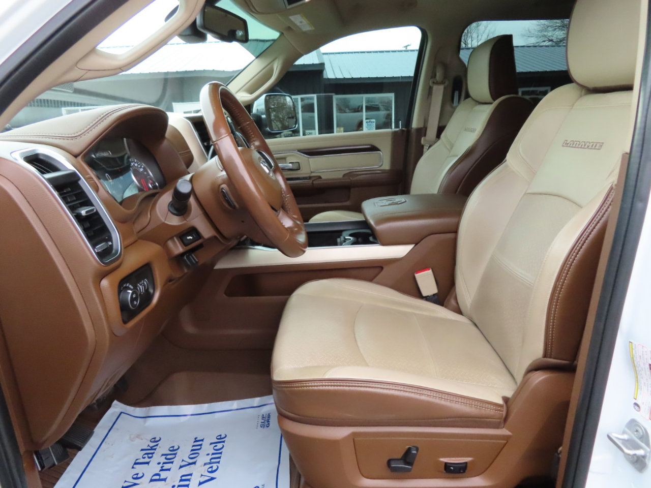 Used 2022 RAM 2500 Laramie image 30