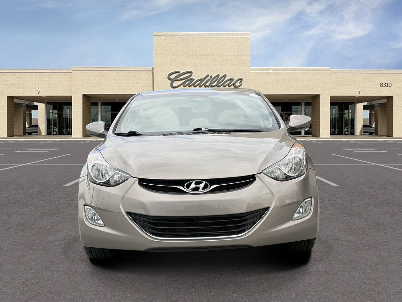 Used 2013 Hyundai Elantra GLS w/ Preferred Pkg FWD image 2