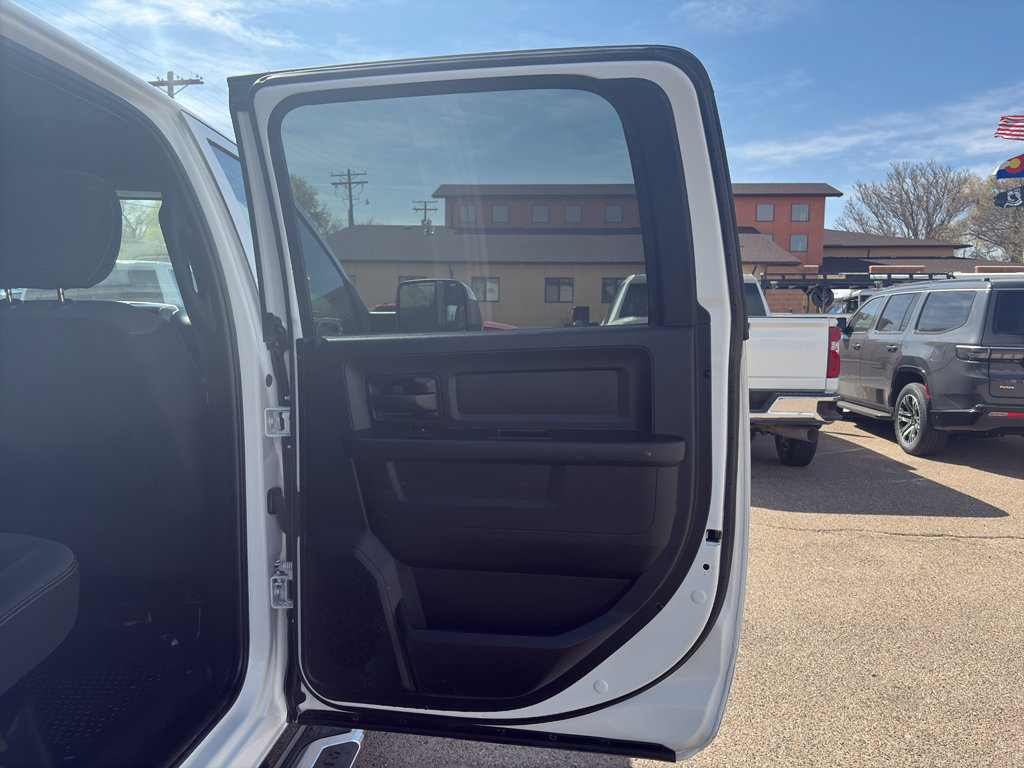 Used 2021 RAM 3500 Tradesman w/ Chrome Appearance Group image 15