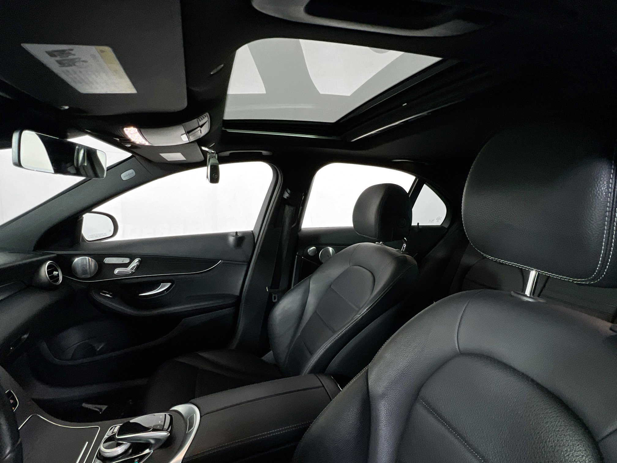 Used 2021 Mercedes-Benz C 300 4MATIC Sedan image 21