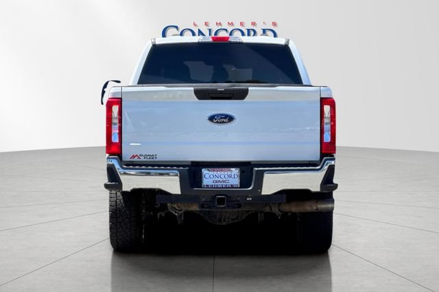 Used 2024 Ford F250 XLT w/ FX4 Off-Road Package AWD/4WD image 5