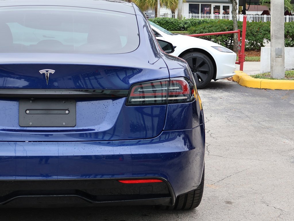 Used 2022 Tesla Model S image 18
