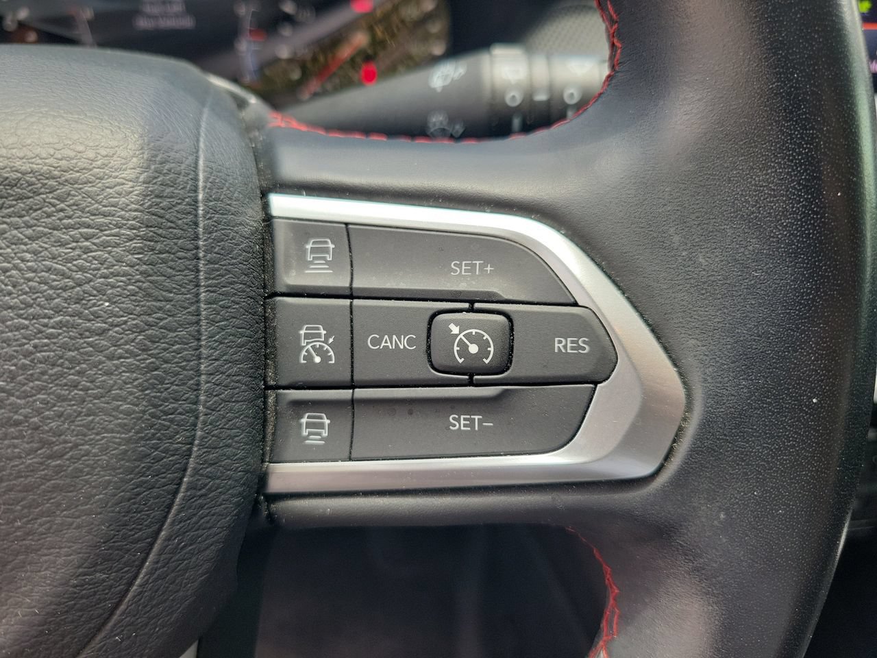 Used 2022 Jeep Compass Trailhawk w/ Trailhawk Convenience Group AWD/4WD image 20
