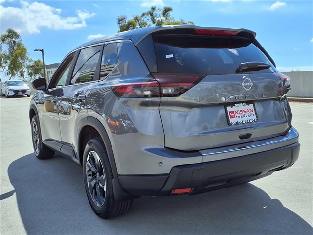 New 2026 Nissan Rogue SV image 10