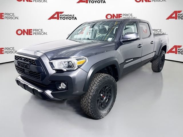 Used 2023 Toyota Tacoma TRD Off-Road w/ Technology Package AWD/4WD image 3