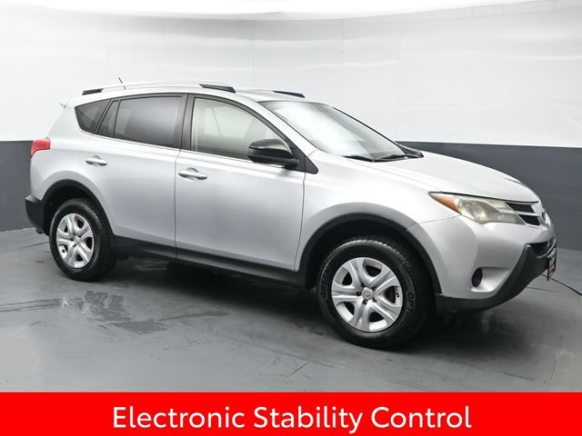Used 2014 Toyota RAV4 LE AWD/4WD image 9