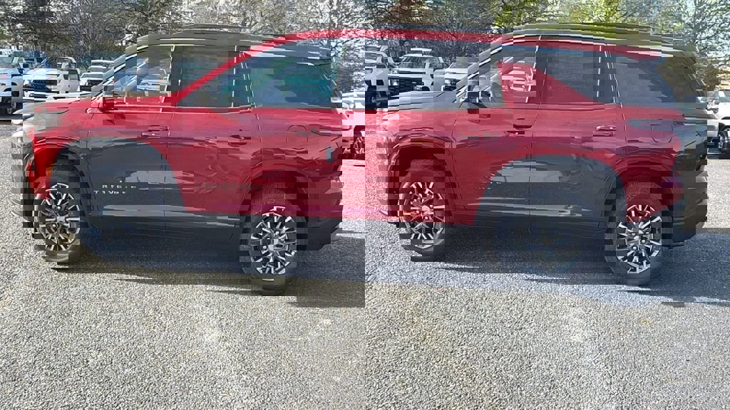 New 2026 Chevrolet Traverse LT image 8