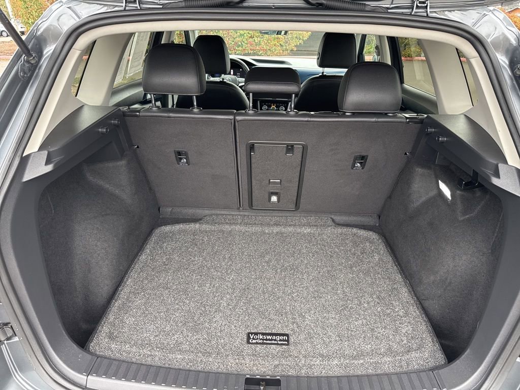 Used 2024 Volkswagen Taos SE image 28
