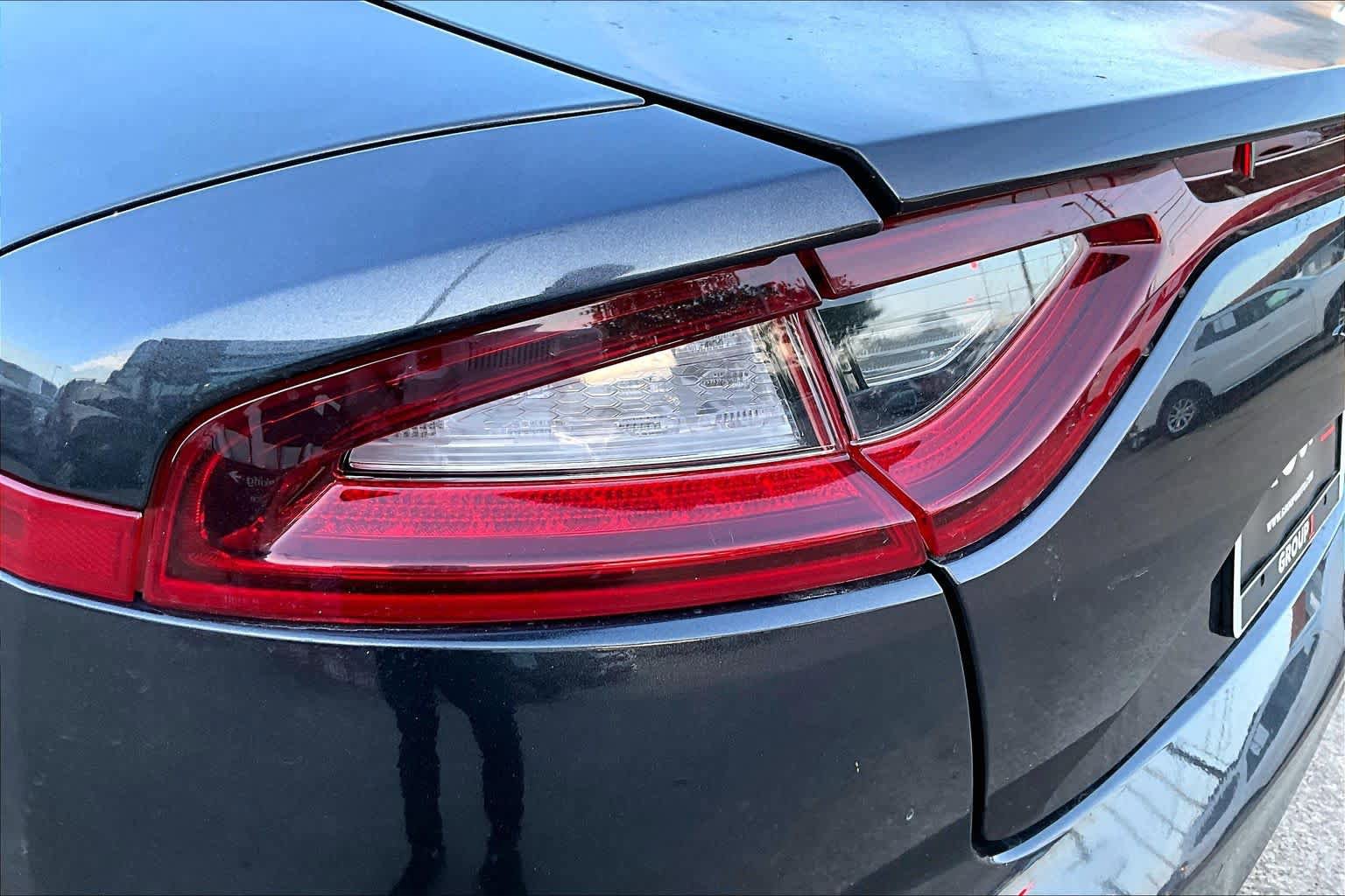 Used 2020 Kia Stinger GT image 27