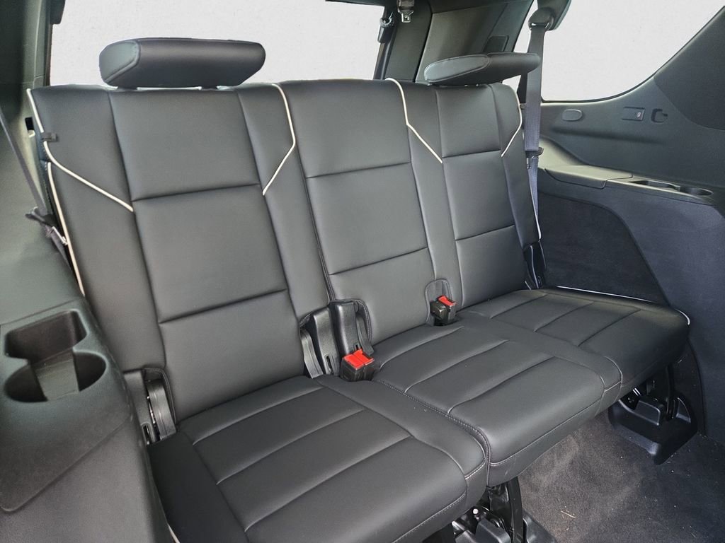 Certified 2024 Cadillac Escalade Sport w/ LPO, ONYX Package image 25