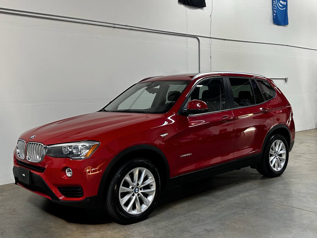 Used 2015 BMW X3 xDrive28d AWD/4WD image 3