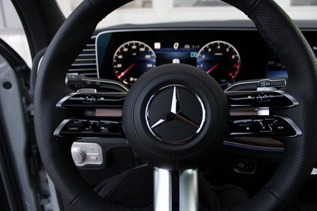 New 2026 Mercedes-Benz GLS 580 4MATIC image 25