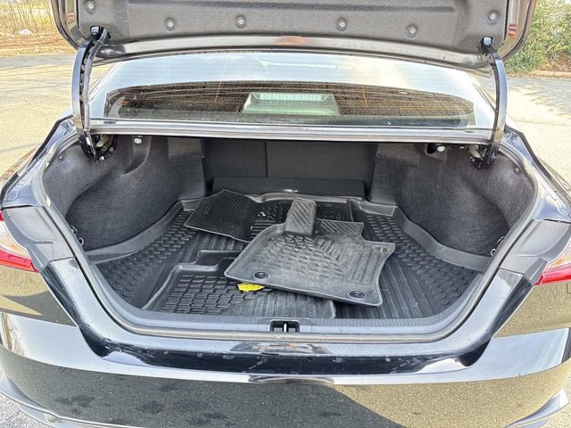 Used 2025 Toyota Camry SE w/ Convenience Package image 12
