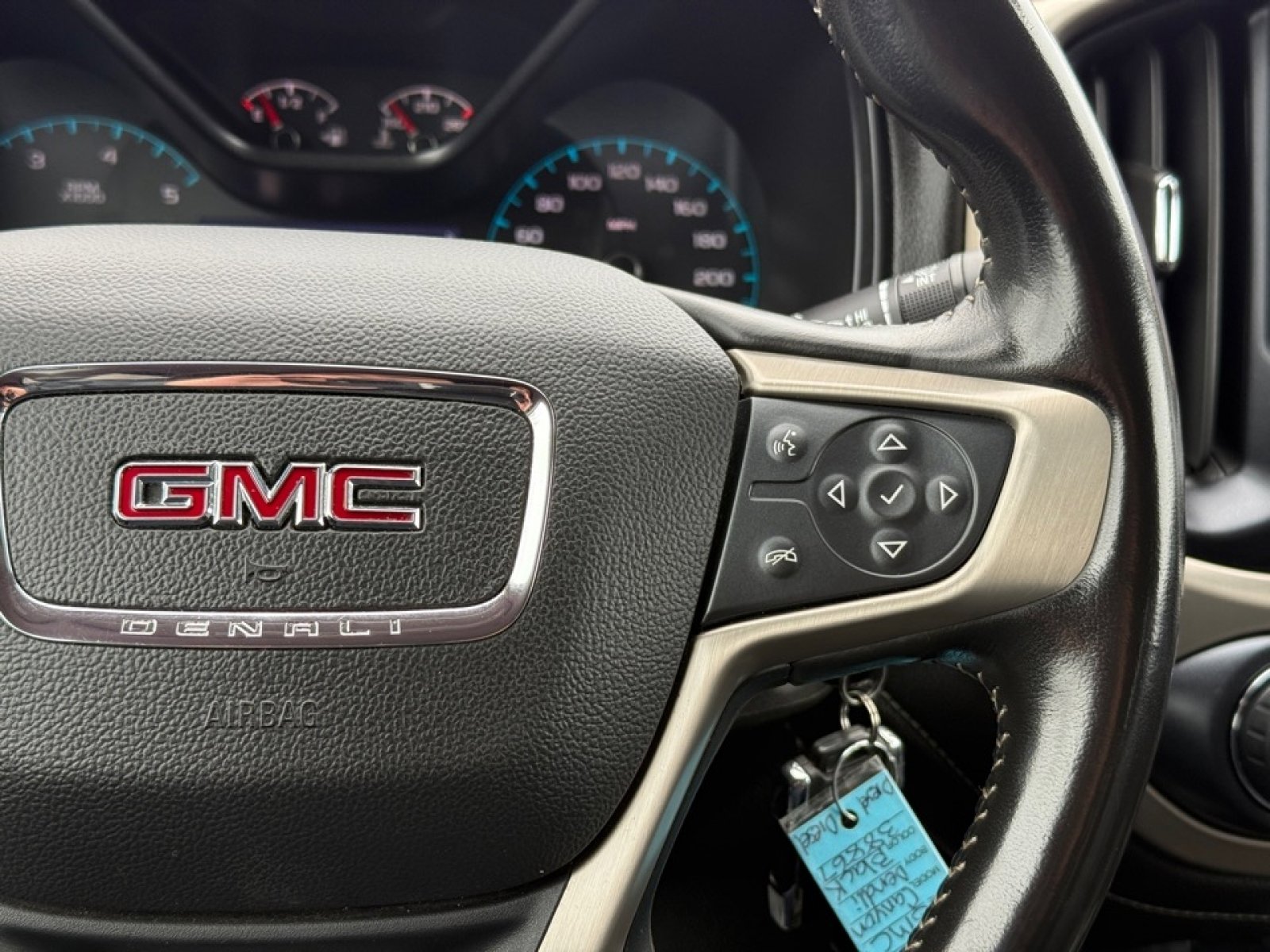 Used 2020 GMC Canyon Denali image 24