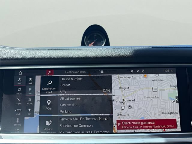 Used 2018 Porsche Panamera 4 AWD/4WD image 21