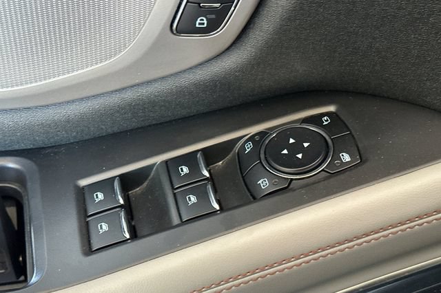 Used 2025 Ford Expedition Active AWD/4WD image 11