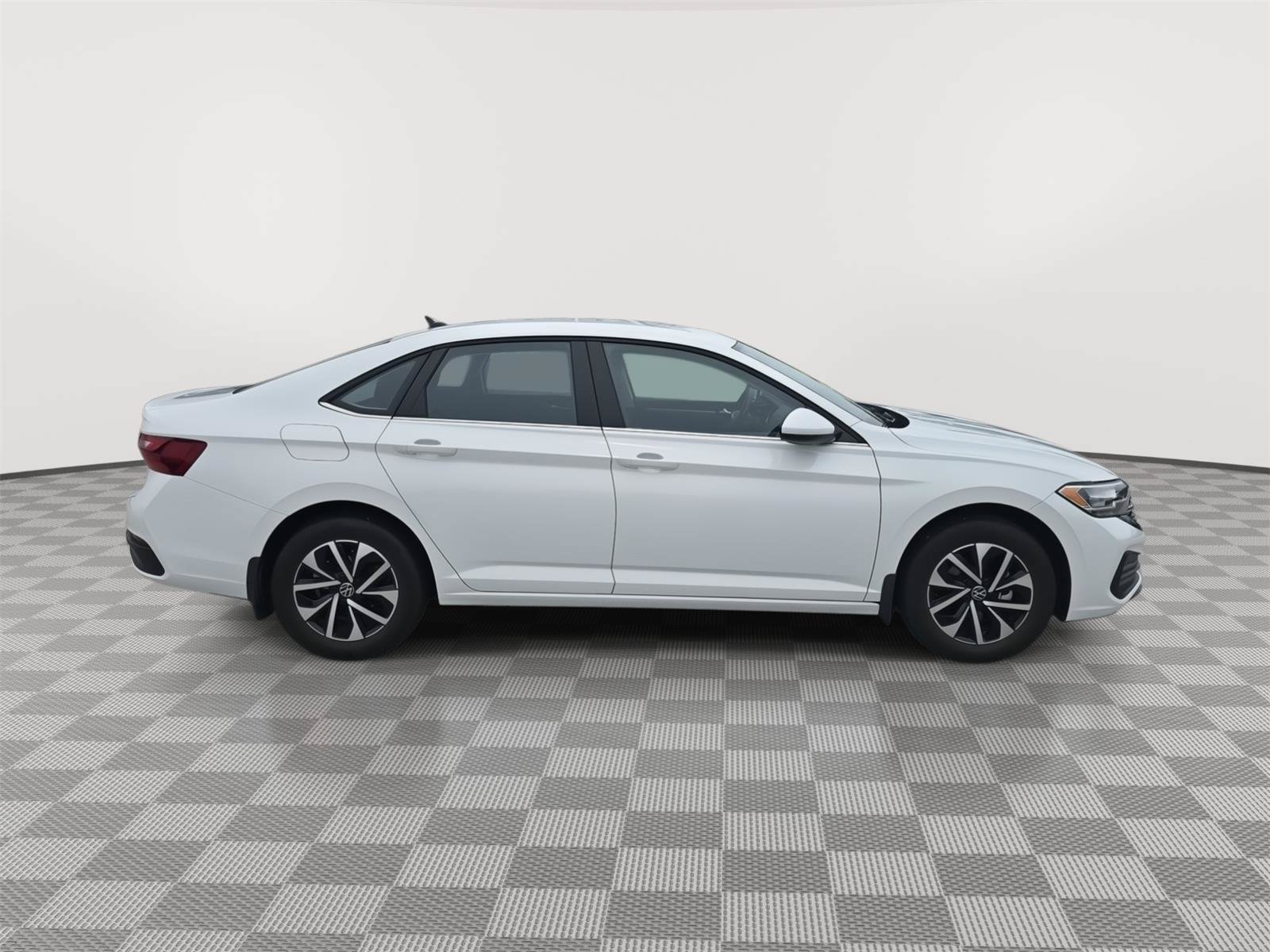 Certified 2024 Volkswagen Jetta S FWD image 13
