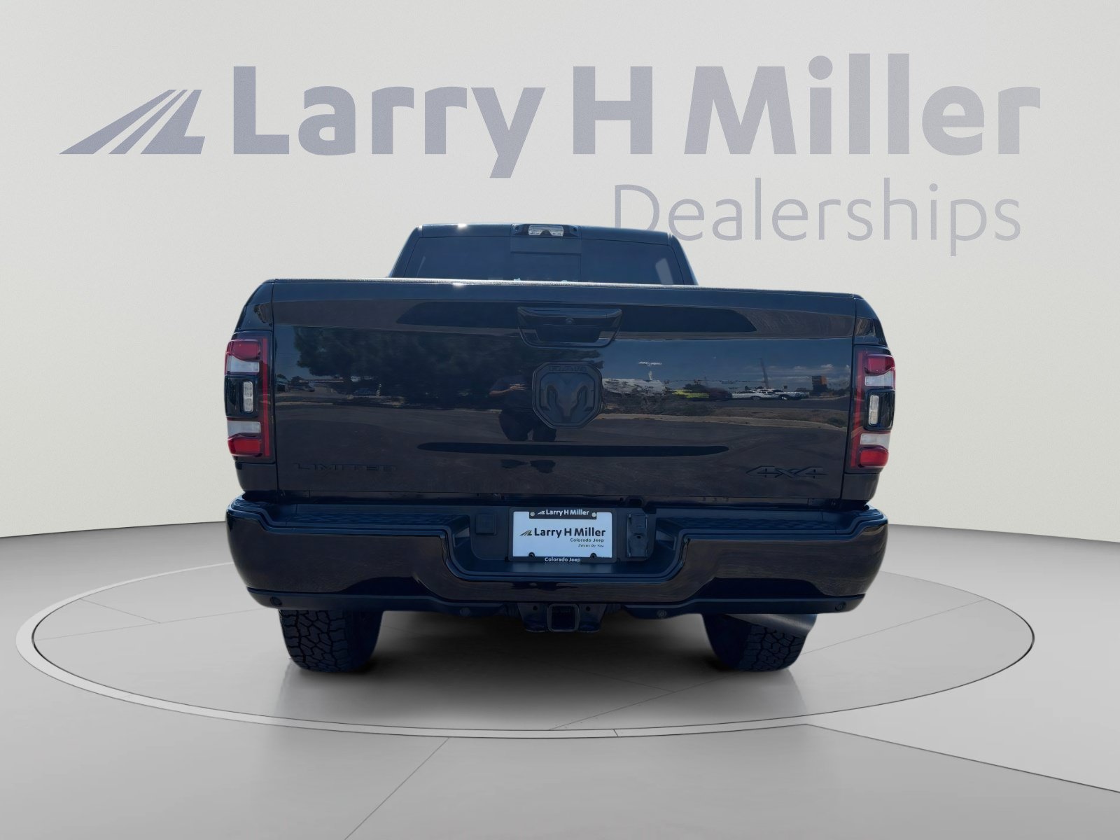 Used 2024 RAM 2500 Limited AWD/4WD image 4