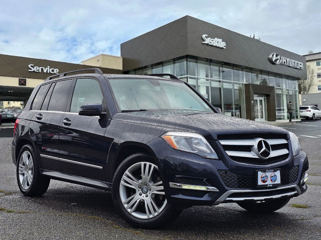 Used 2015 Mercedes-Benz GLK 350 4MATIC image 1