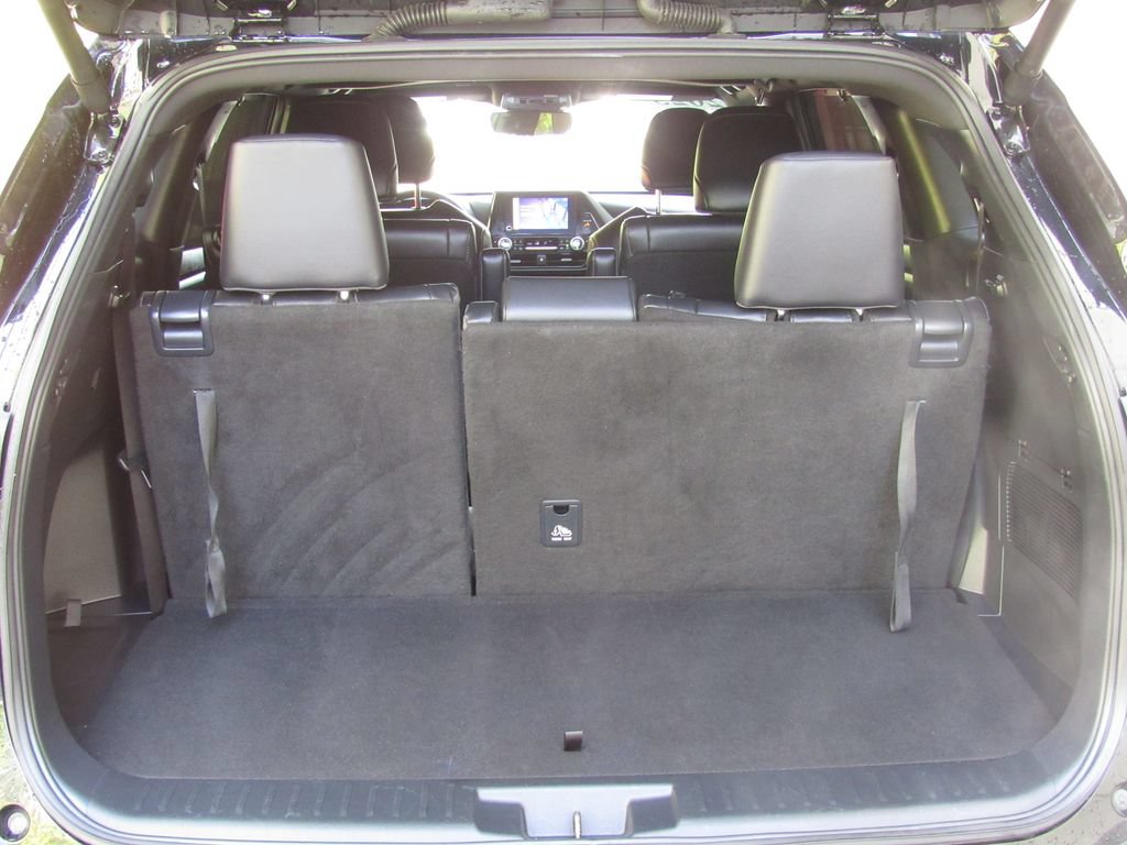 Certified 2025 Toyota Highlander XSE AWD/4WD image 22