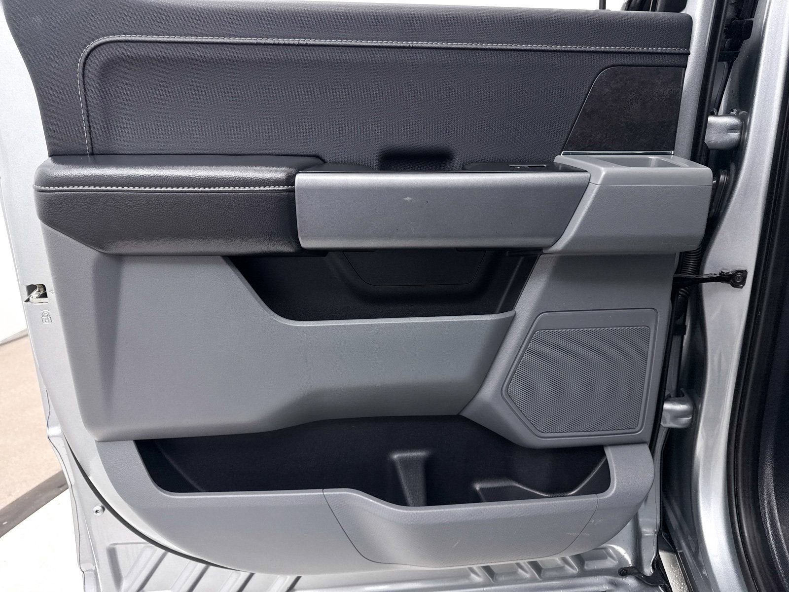 Used 2025 Ford F150 XLT w/ Equipment Group 301A Standard image 29