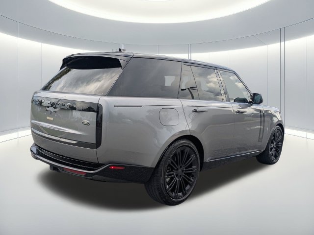 Used 2023 Land Rover Range Rover SE AWD/4WD image 6